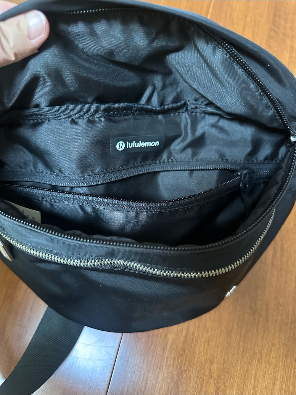 Title: Lululemon City Adventurer Belt Bag 2.5L Black Crossbody Fanny Pack - Picture 4 of 5